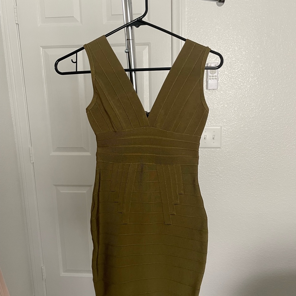 Hot Miami Styles Olive Backless Dress